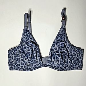 Victoria's Secret Incredible by VS Unlined Plunge Bra